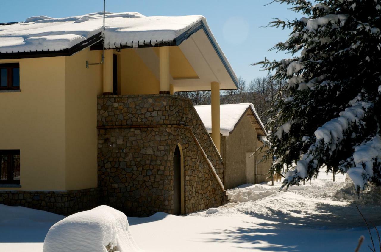 Agriturismo Fiorella Камильятелло-Силано Экстерьер фото